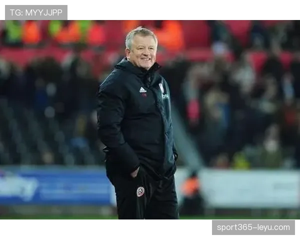 谢菲联主帅怀尔德率队迎战新赛季，誓以稳健表现再创佳绩