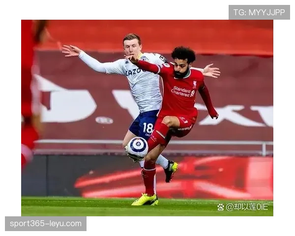 热刺迎战曼联，英超焦点大战点燃球迷激情